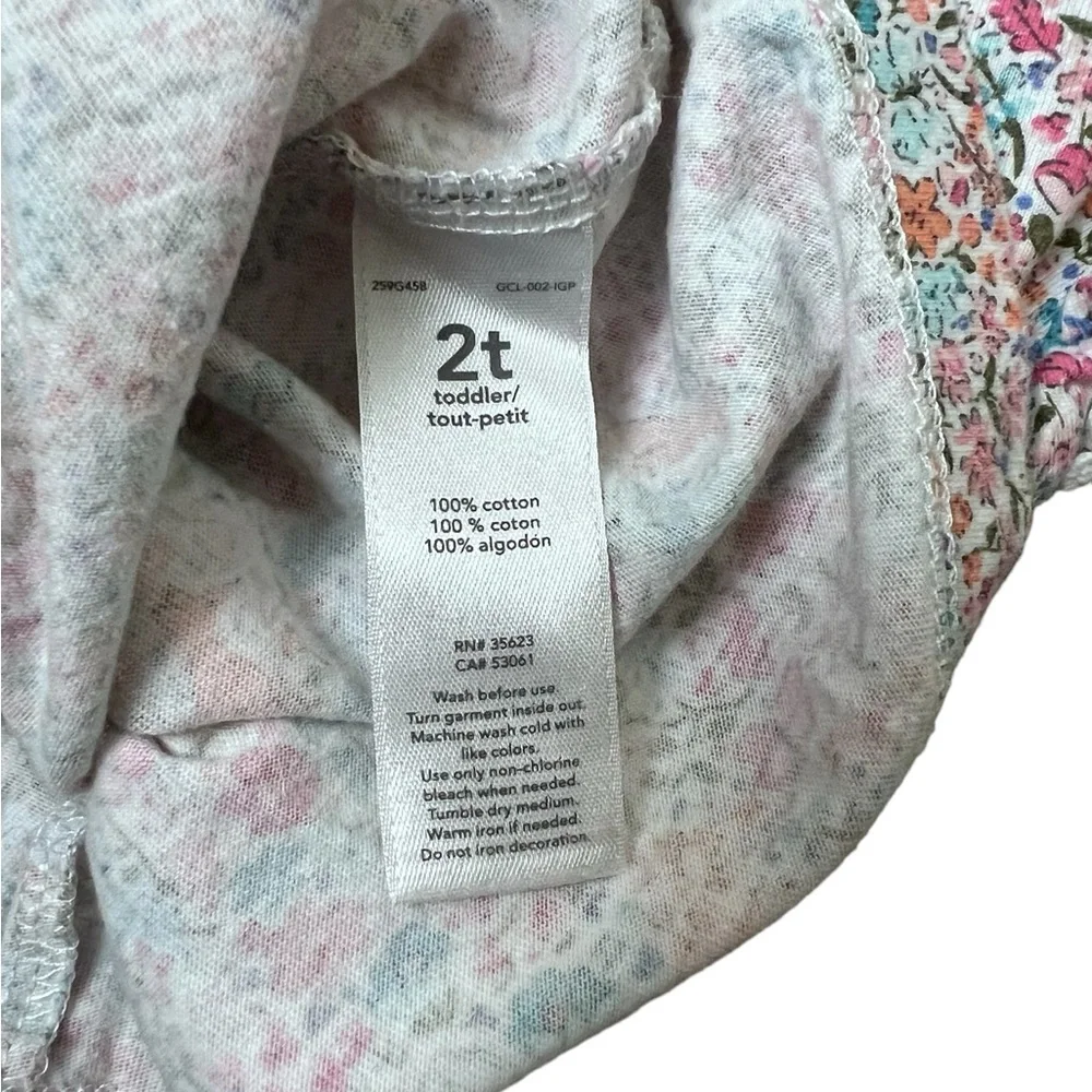 Carter’s | Flutter sleeve floral short sleeve crew neck tee shirt size 2T